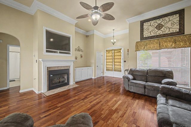 26010 Wimbledon Dr, Denham Springs, LA 70726