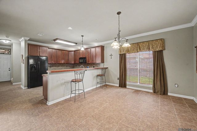 26010 Wimbledon Dr, Denham Springs, LA 70726