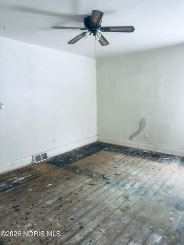 1127 Harding Drive, Toledo, OH 43609