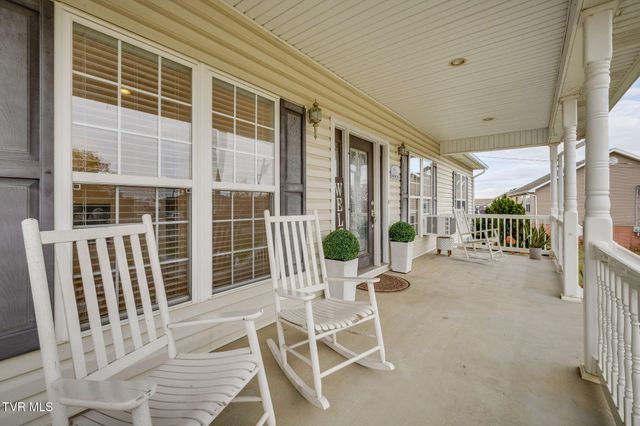 27 Preakness Way, Telford, TN 37690