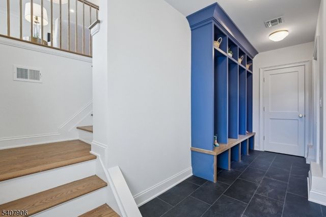 10 Burnet St, Maplewood Twp., NJ 07040