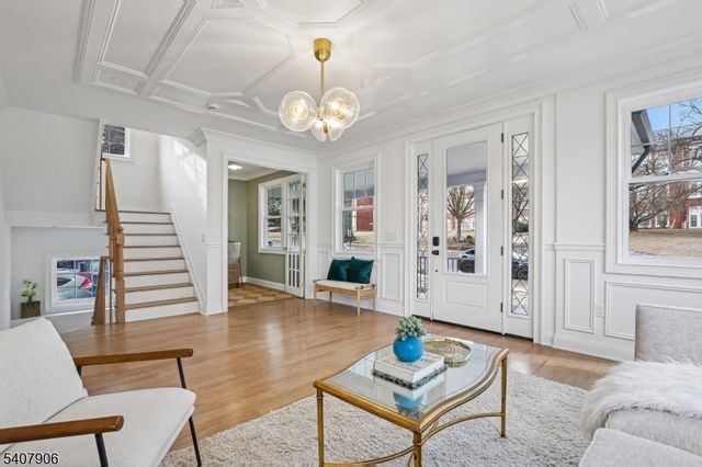 10 Burnet St, Maplewood Twp., NJ 07040