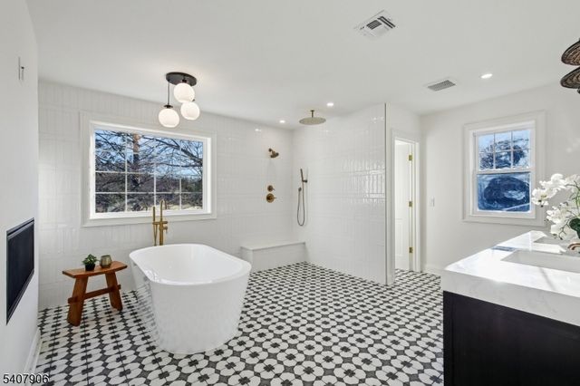 10 Burnet St, Maplewood Twp., NJ 07040