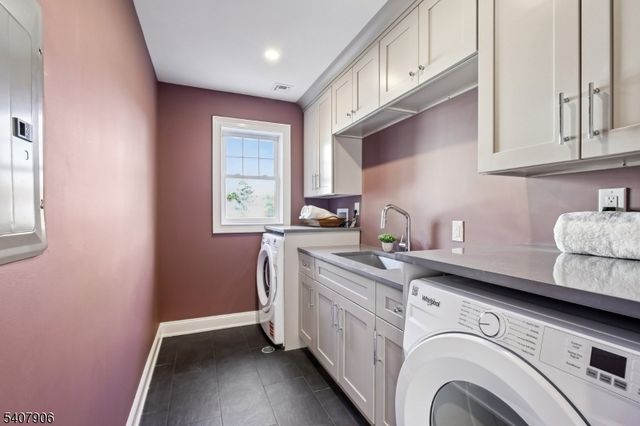 10 Burnet St, Maplewood Twp., NJ 07040