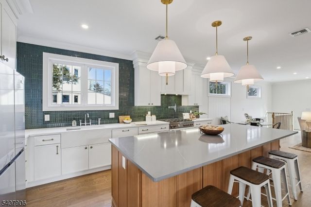 10 Burnet St, Maplewood Twp., NJ 07040