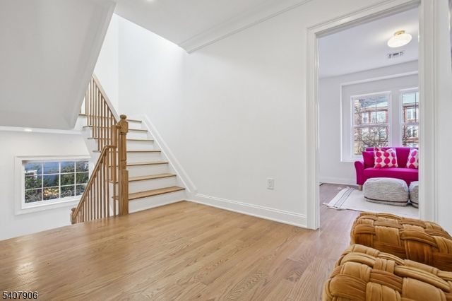 10 Burnet St, Maplewood Twp., NJ 07040