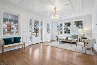 10 Burnet St, Maplewood Twp., NJ 07040