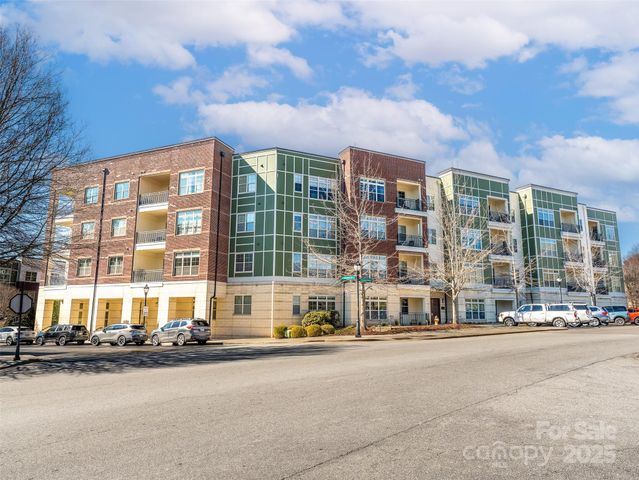 42 Schenck Parkway B09, Asheville, NC 28803