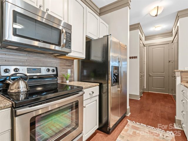 42 Schenck Parkway B09, Asheville, NC 28803