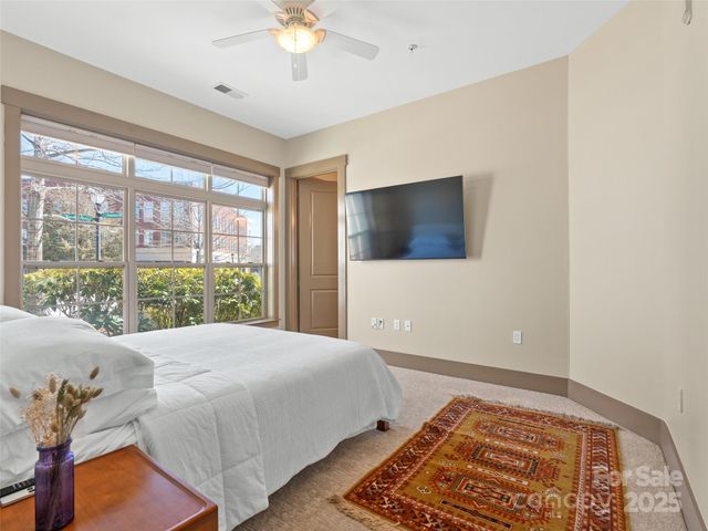 42 Schenck Parkway B09, Asheville, NC 28803