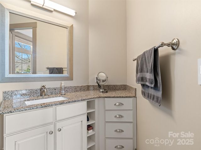 42 Schenck Parkway B09, Asheville, NC 28803