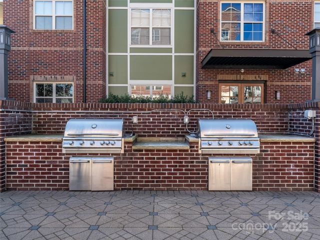 42 Schenck Parkway B09, Asheville, NC 28803