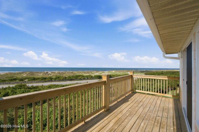 66 Foxfire Lane, Oak Island, NC 28465