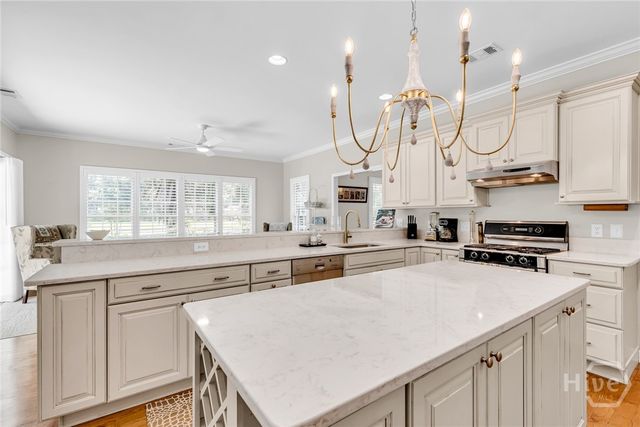 52 Monastery Road, Savannah, GA 31411