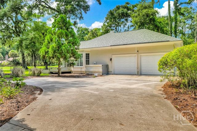 52 Monastery Road, Savannah, GA 31411