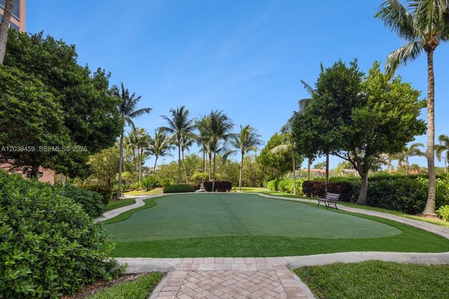 10 Edgewater Dr 4H, Coral Gables, FL 33133