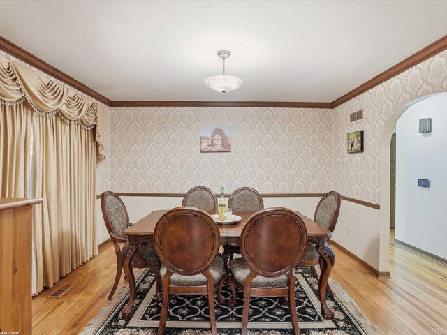 47431 Kathleen Road, Macomb, MI 48044