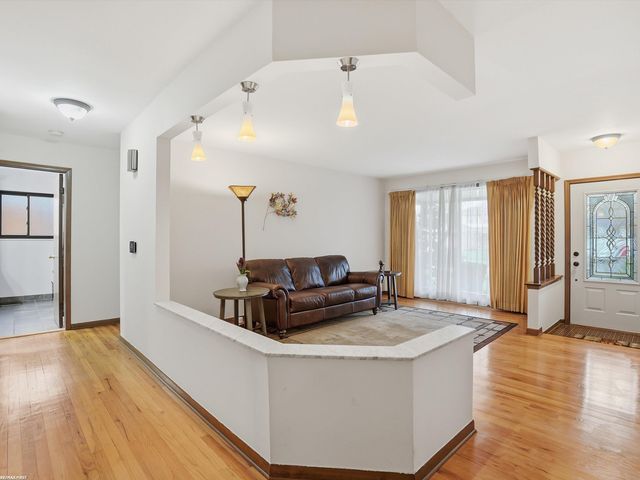 47431 Kathleen Road, Macomb, MI 48044