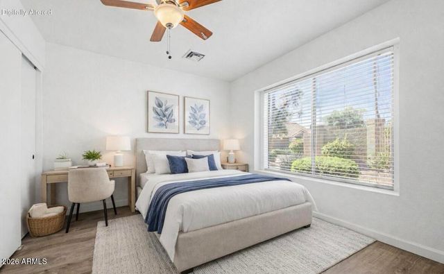 7040 W Olive Avenue 40, Peoria, AZ 85345