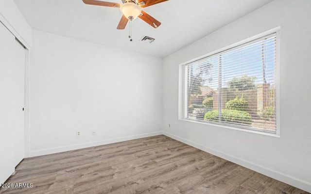 7040 W Olive Avenue 40, Peoria, AZ 85345