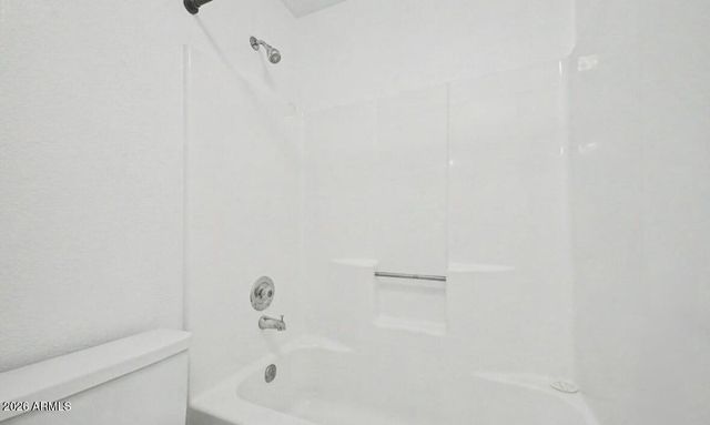 7040 W Olive Avenue 40, Peoria, AZ 85345
