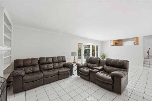 369 S Jennifer, Orange, CA 92869