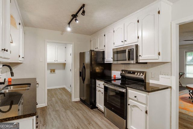 725 Boss Hardy Road, Winder, GA 30680