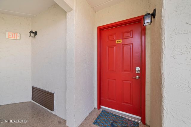 102 Baskins Creek Bypass 506, Gatlinburg, TN 37738