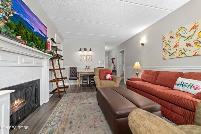 102 Baskins Creek Bypass 506, Gatlinburg, TN 37738