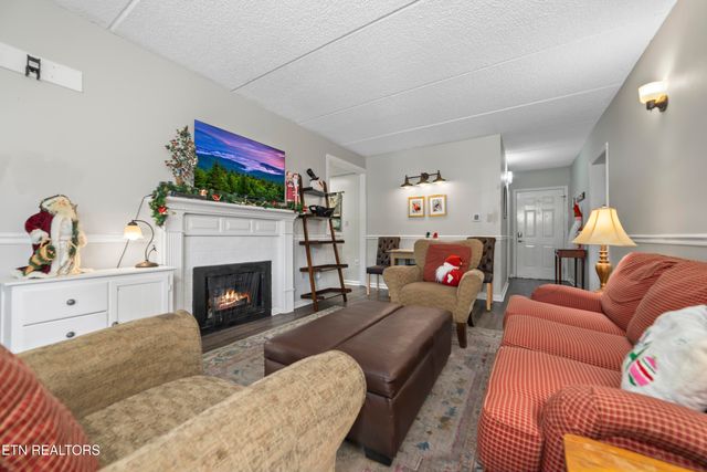 102 Baskins Creek Bypass 506, Gatlinburg, TN 37738