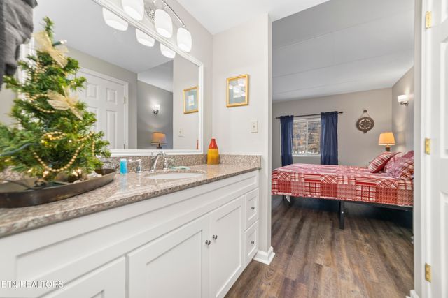 102 Baskins Creek Bypass 506, Gatlinburg, TN 37738