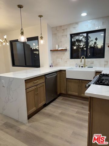 801 Michael Street, Santa Ana, CA 92703