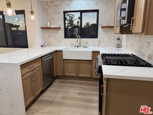 801 Michael Street, Santa Ana, CA 92703