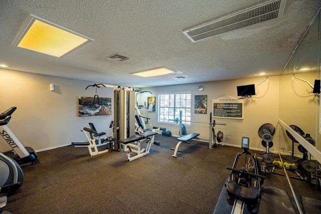 2809 W William Cannon Drive E201, Austin, TX 78745