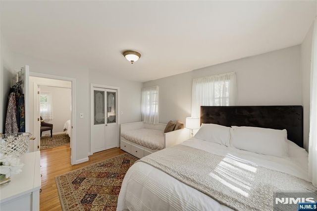 10 Tilley Avenue, Pequannock Township, NJ 07444