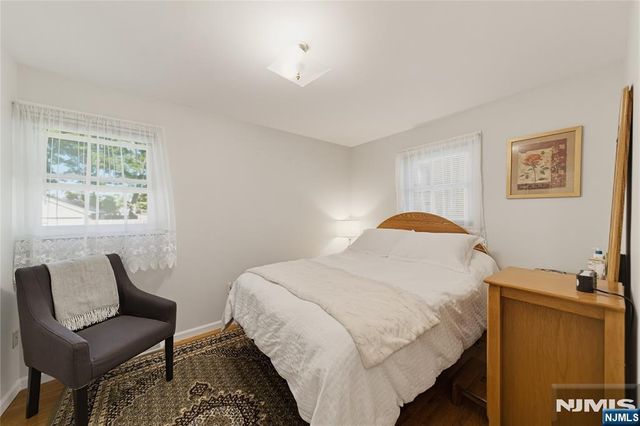 10 Tilley Avenue, Pequannock Township, NJ 07444