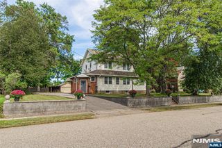 10 Tilley Avenue, Pequannock Township, NJ 07444