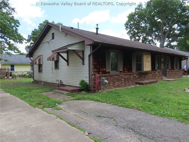 2624 Morrell Avenue, St Albans, WV 25177