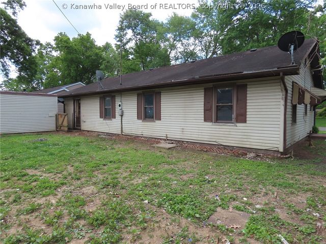 2624 Morrell Avenue, St Albans, WV 25177