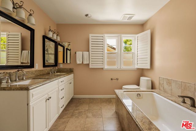 2583 Hutton Drive, Los Angeles, CA 90210