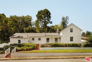 2583 Hutton Drive, Los Angeles, CA 90210