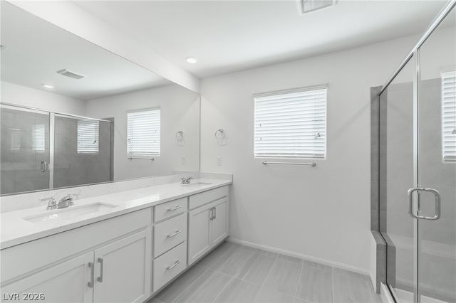 7382 Pioneer Way, Las Vegas, NV 89113