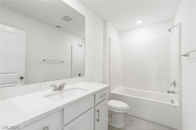 7382 Pioneer Way, Las Vegas, NV 89113