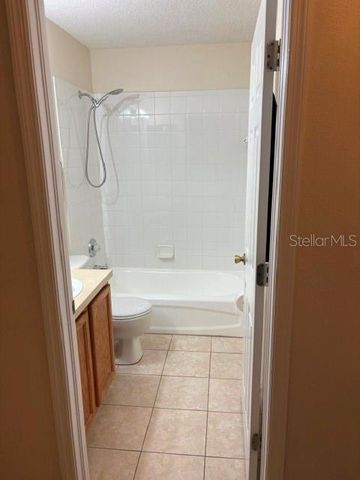 18157 PARADISE POINT DRIVE, Tampa, FL 33647