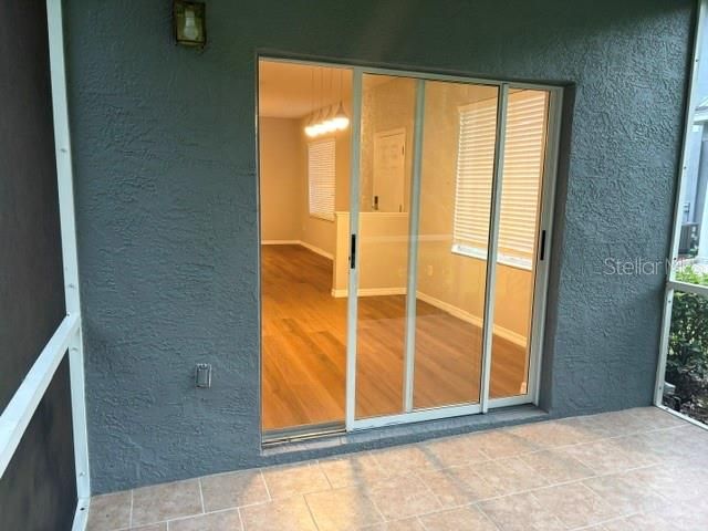 18157 PARADISE POINT DRIVE, Tampa, FL 33647