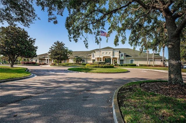18157 PARADISE POINT DRIVE, Tampa, FL 33647