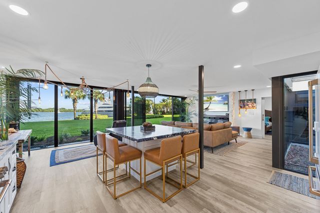 124 Lakeshore Drive G35, North Palm Beach, FL 33408