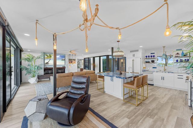 124 Lakeshore Drive G35, North Palm Beach, FL 33408