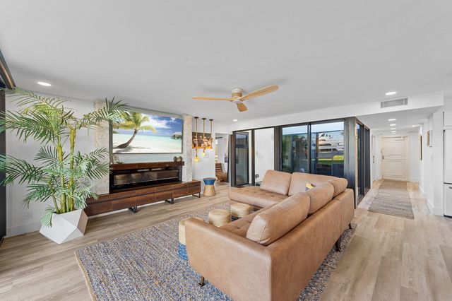 124 Lakeshore Drive G35, North Palm Beach, FL 33408
