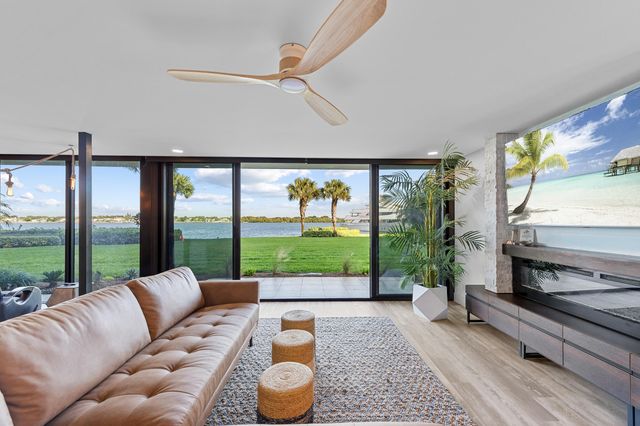 124 Lakeshore Drive G35, North Palm Beach, FL 33408